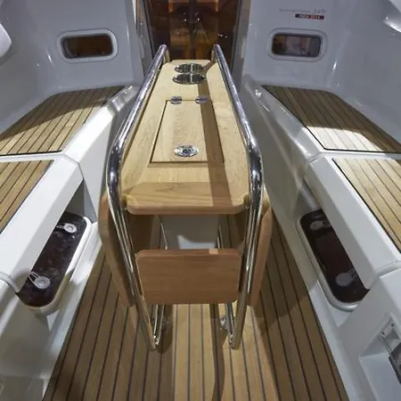 Yacht Club 보트호텔 소포트