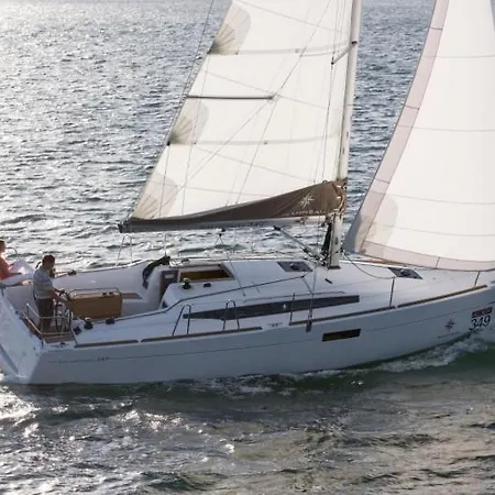 Yacht Club * 소포트